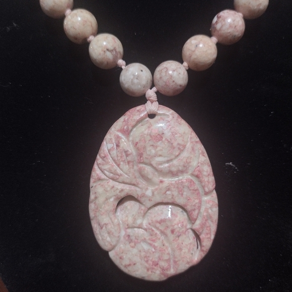 Necklace - Picture 2 of 2